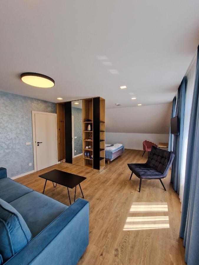 Editos Apartamentai Jurbarkas Exteriör bild